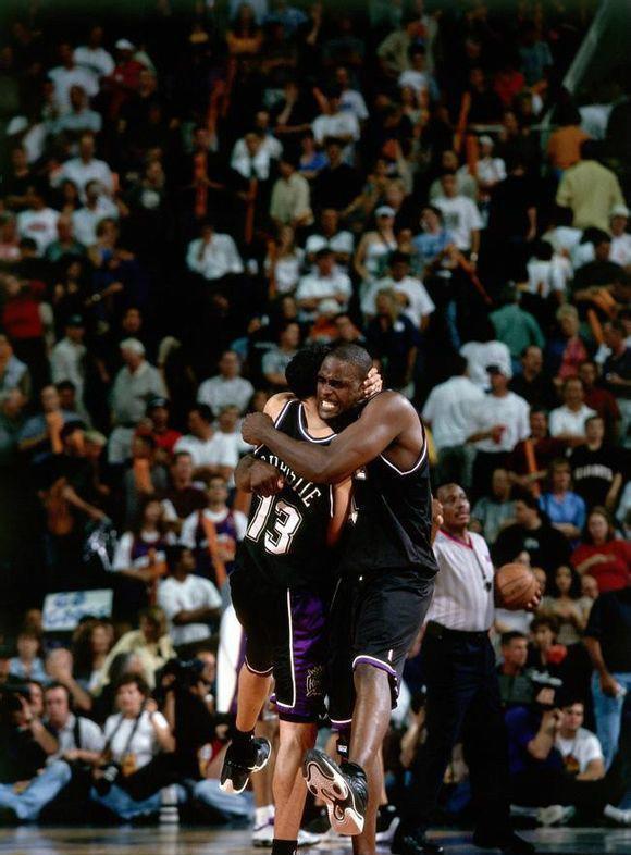 谢什科？阿莫林：重要的是霍伊伦在进球，转会市场我也不清楚（被问及谢什科，阿莫林：霍伊伦进球才最重要，转会动态我也不确定）